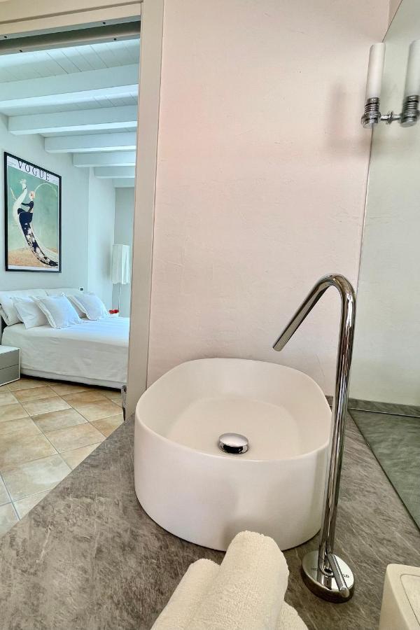 Borgo Dei Sogni Apartman San Felice del Benaco Kültér fotó