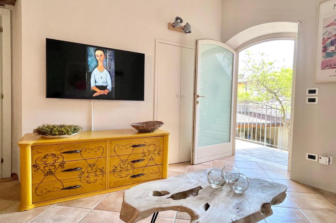 Borgo Dei Sogni Apartman San Felice del Benaco Kültér fotó