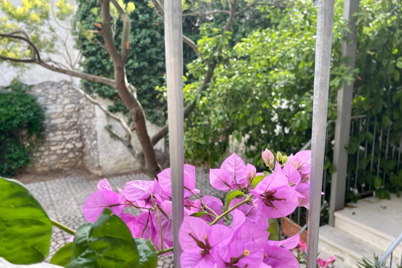 Borgo Dei Sogni Apartman San Felice del Benaco Kültér fotó
