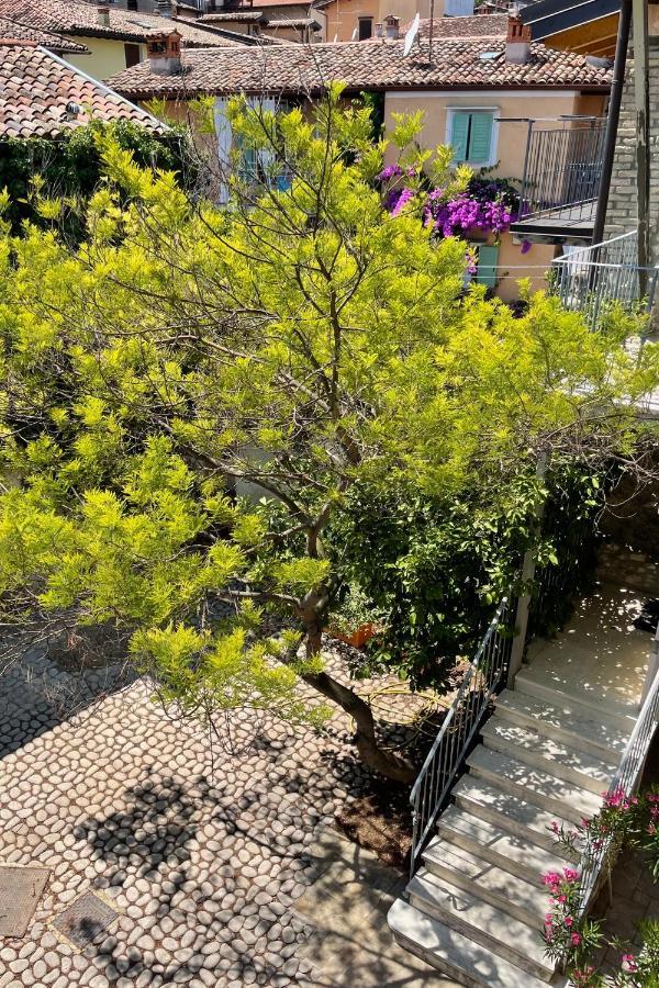 Borgo Dei Sogni Apartman San Felice del Benaco Kültér fotó