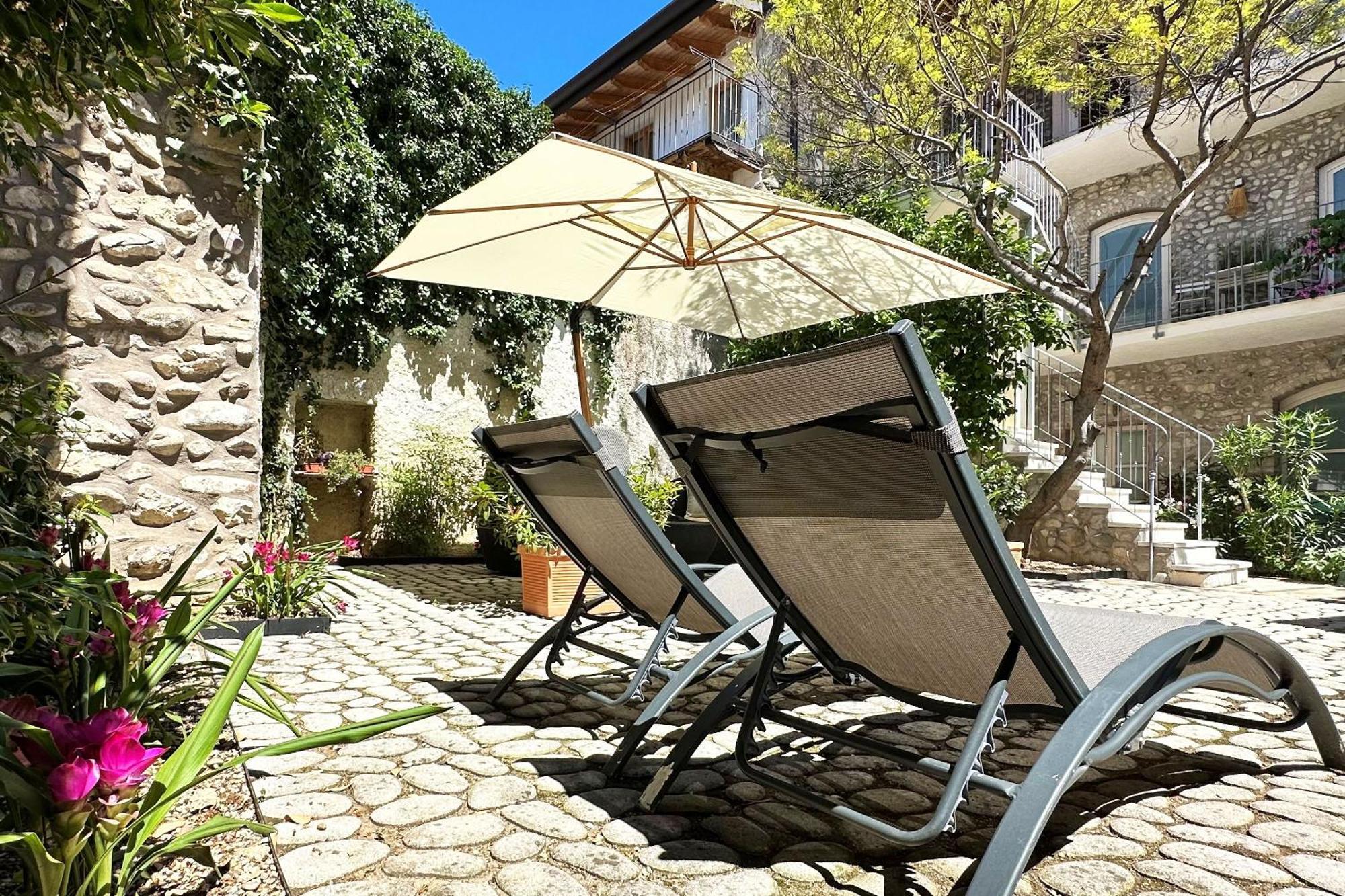 Borgo Dei Sogni Apartman San Felice del Benaco Kültér fotó